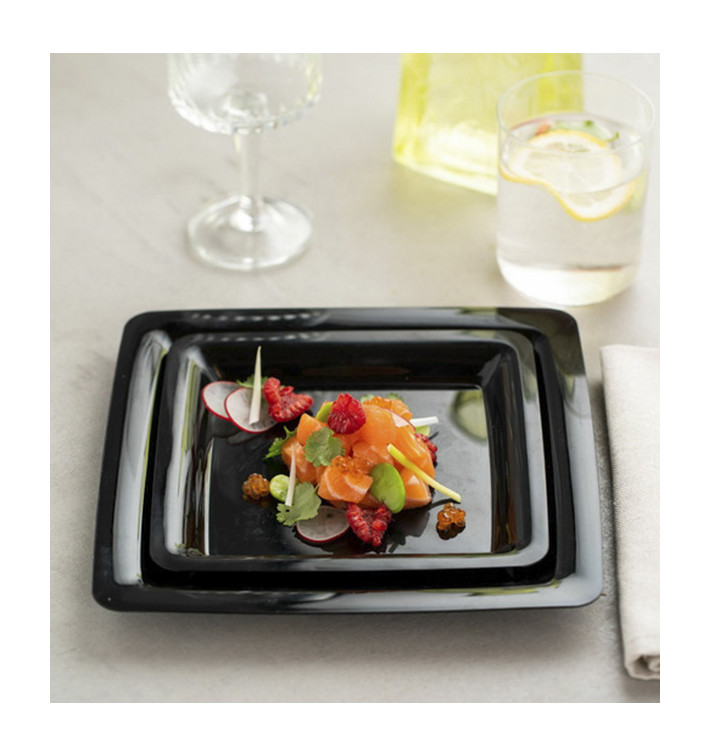 Plato Plastico Cuadrado Extra Rigido Negro 18x18cm (20 Uds) Plato Plastico Cuadrado Extra Rigido Negro 18x18cm (20 Uds)