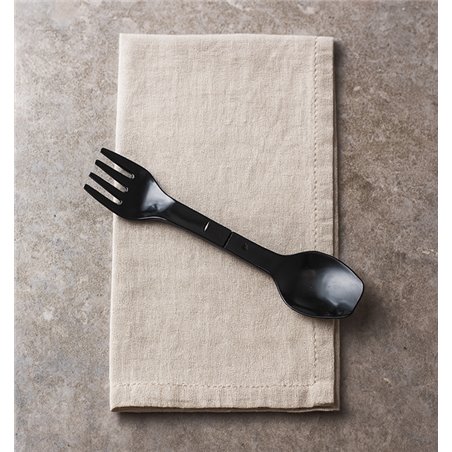 Tenedor-cuchara en conjunto