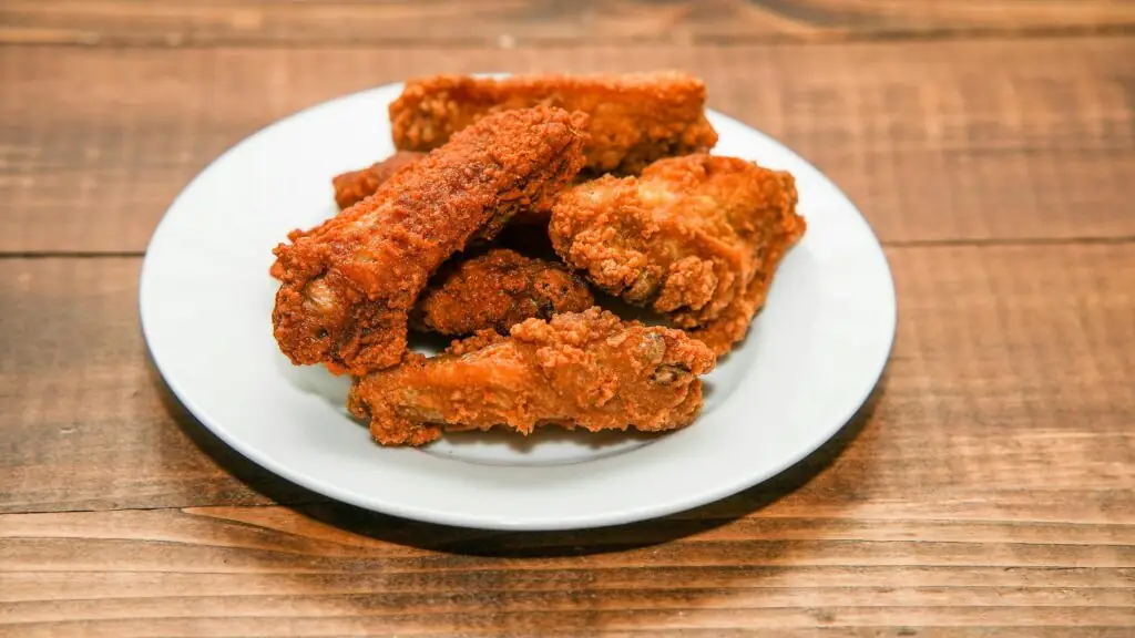 Cómo hacer pollo frito crujiente