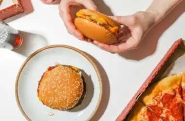 ¿Qué es una Smash Burger y por qué todos están hablando de ellas?
