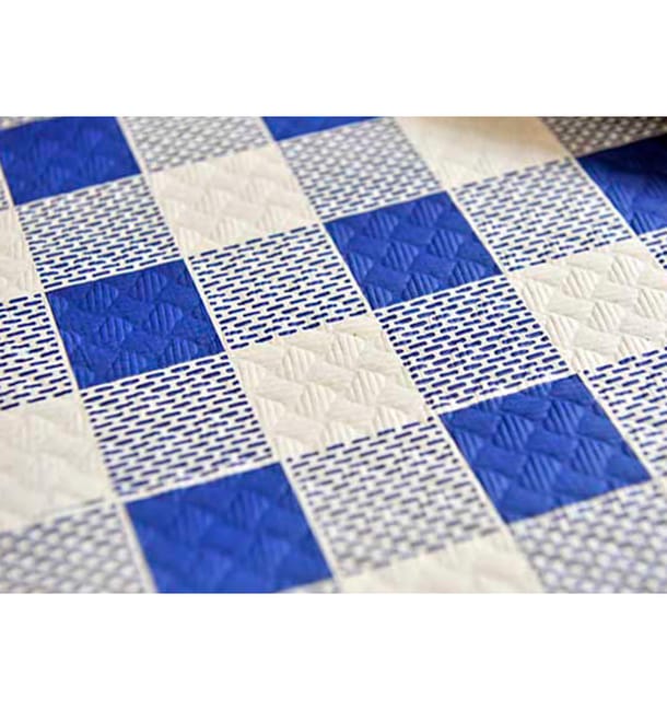 Mantel de Papel Cortado 1x1m "Cuadros Azules" 37g (400 Uds) Mantel de Papel Cortado 1x1m "Cuadros Azules" 37g (400 Uds)